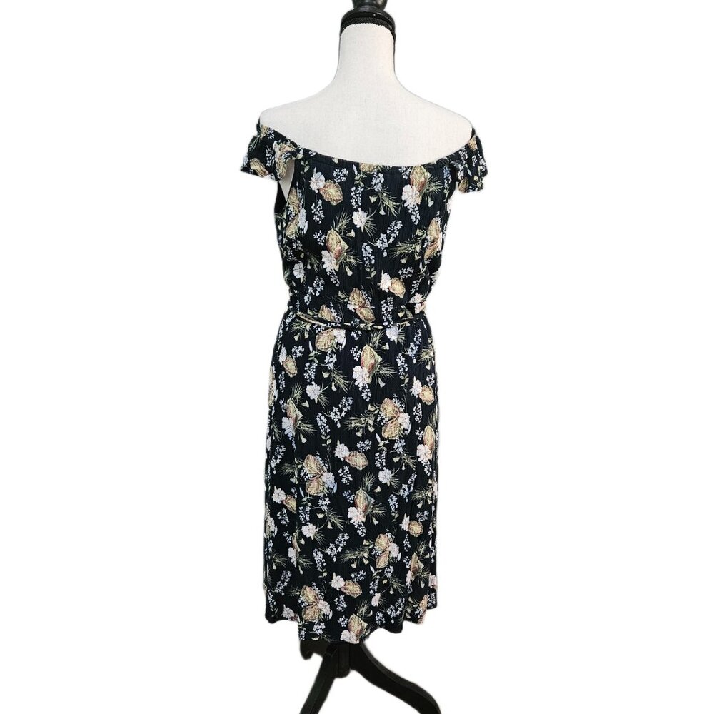 Everly Large Floral Button Down Off-Shoulder Dress - Picture 6 of 6